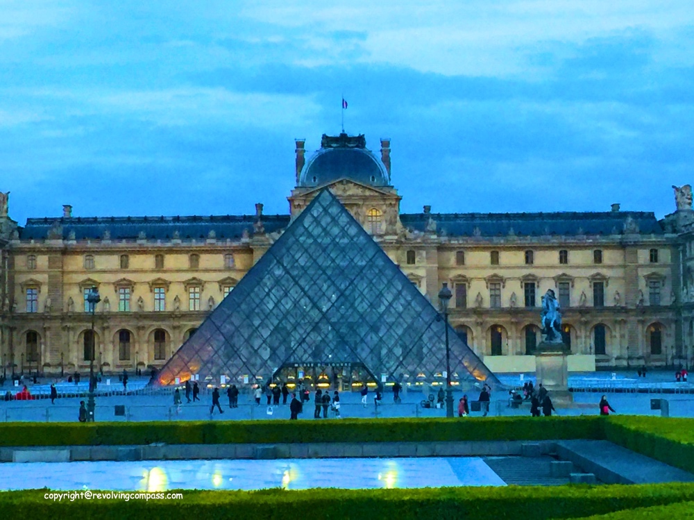 Louvre Museum Paris in a day