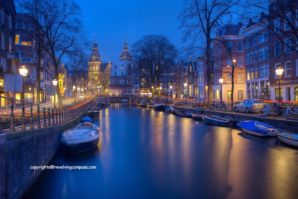 free night walking tour amsterdam