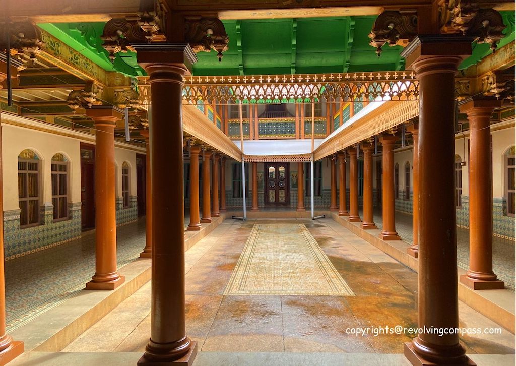 hopping-through-heritage-chettinad-houses-in-karaikudi-the-revolving