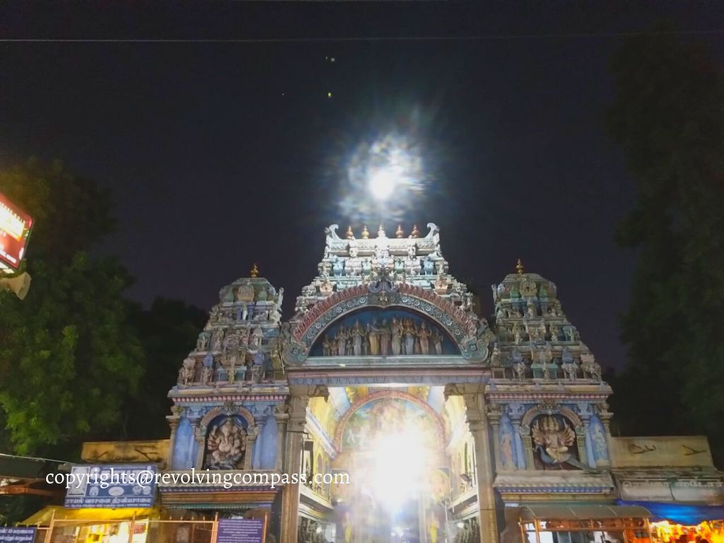 Madras HC bans mobile phones inside temple premises