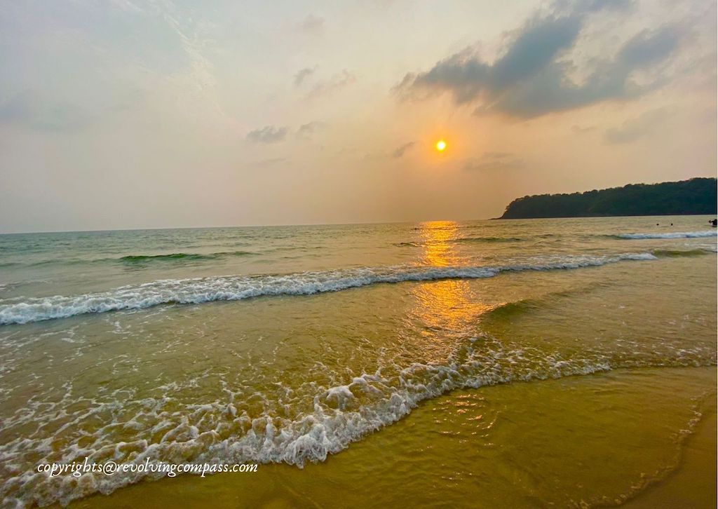 A Guide To Agonda Beach South Goa - The Most Pristine Beach Of Goa - The Revolving Compass